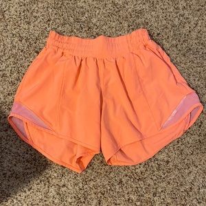 lululemon 4’ hotty hots